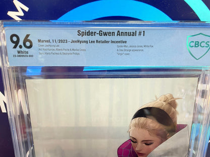 CBCS 9.6 - Spider-Gwen Annual #1 1:100 Jeehyung Lee Spider-Gwen Full Art Variant [Chaos]